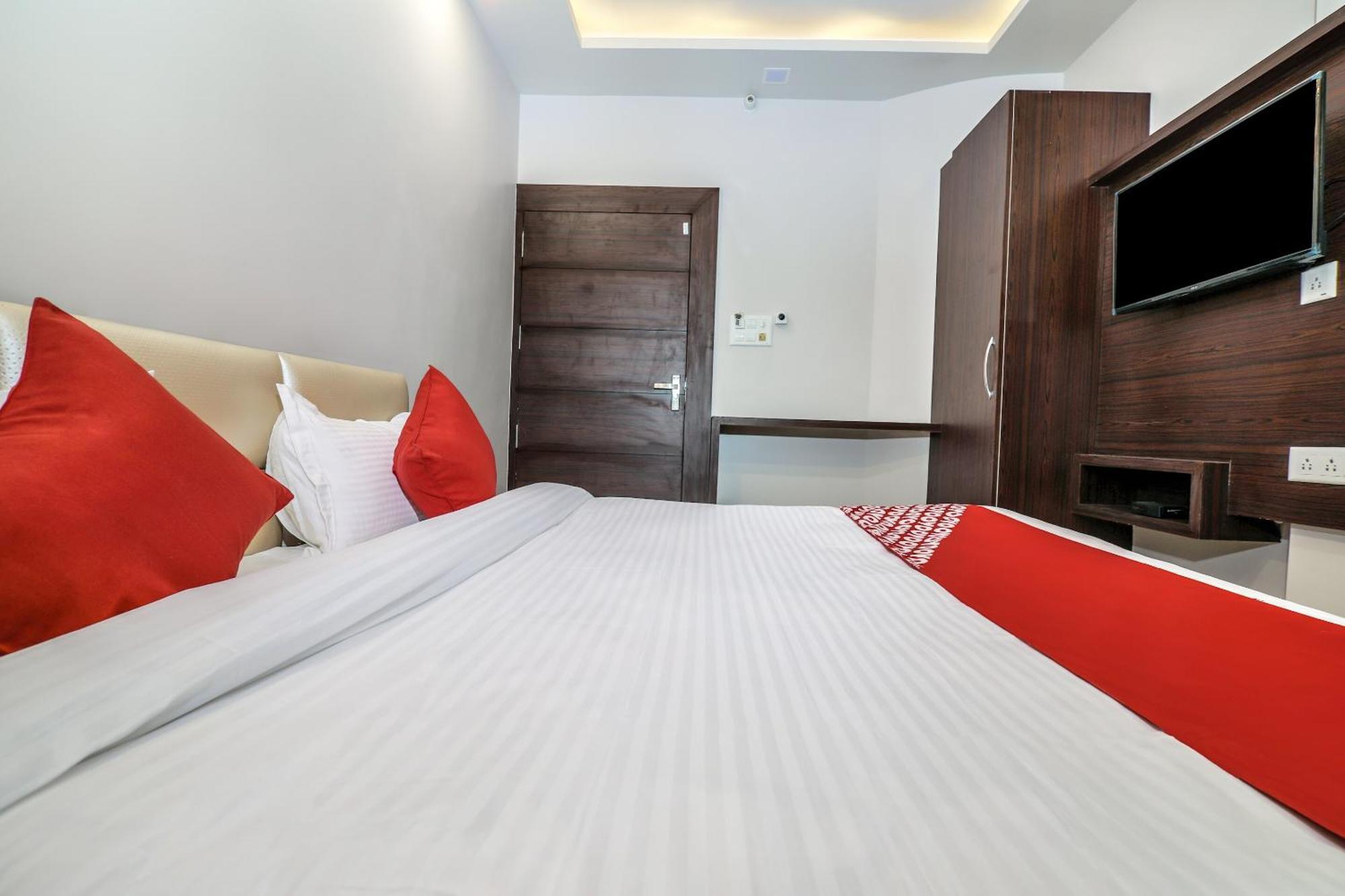 Hotel O Pushkar Talhati Ajmer Bagian luar foto